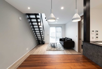 鯖江市水落町3丁目J棟